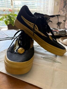Harry Potter x Vans Era Golden Snitch Black Gold Sneakers Sz Men 7 / Women 8.5